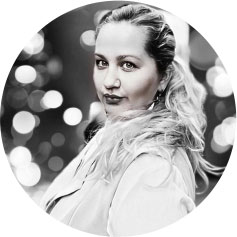 Анна Озолина